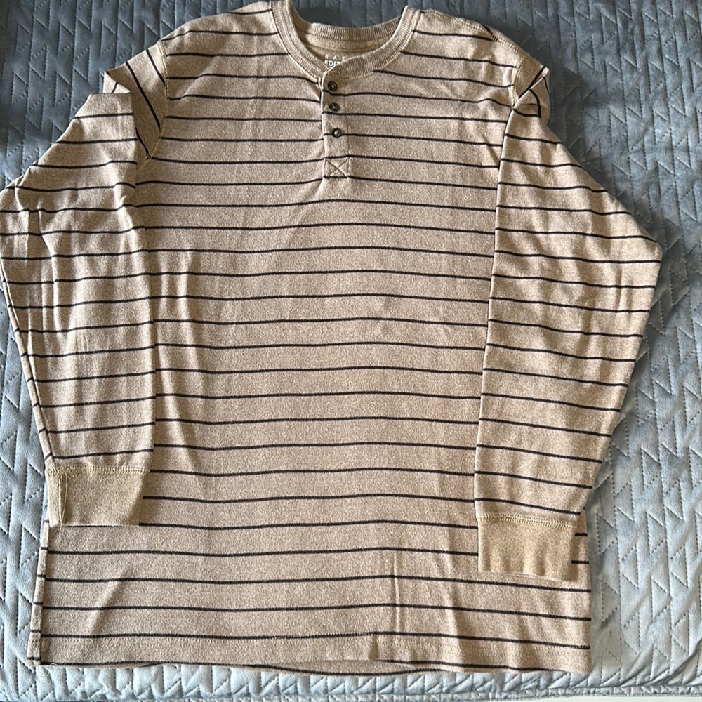 EUC Basic Editions button up long sleeve t-shirt